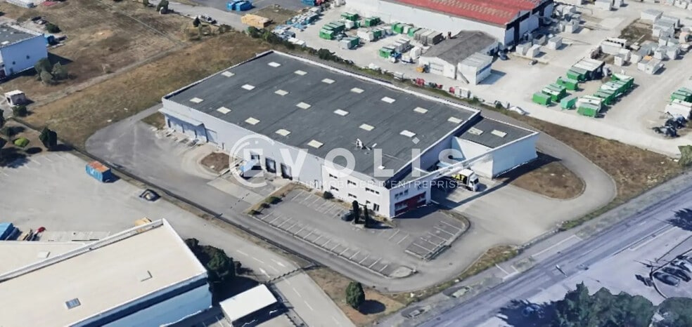 1 Ter Avenue Docteur Schweitzer, Meyzieu à louer - Photo de l’immeuble – Image 2 sur 9