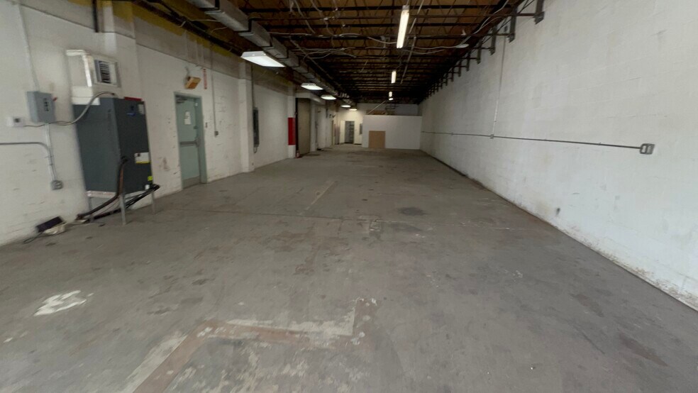 6400 S Orange Ave, Orlando, FL à louer - Photo de l’immeuble – Image 3 sur 5