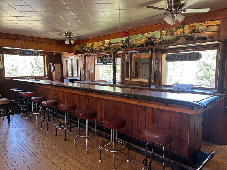 15601 Highway 70, Lac Du Flambeau, WI à vendre - Photo de l’immeuble – Image 2 sur 7
