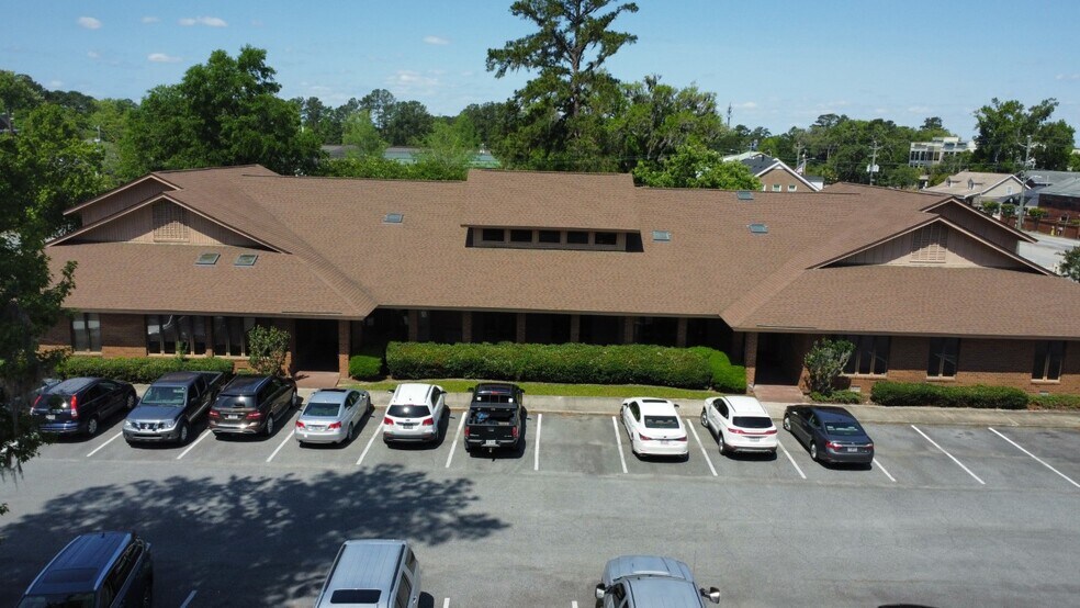 7001 Hodgson Memorial Dr, Savannah, GA à louer - Photo de l’immeuble – Image 3 sur 9