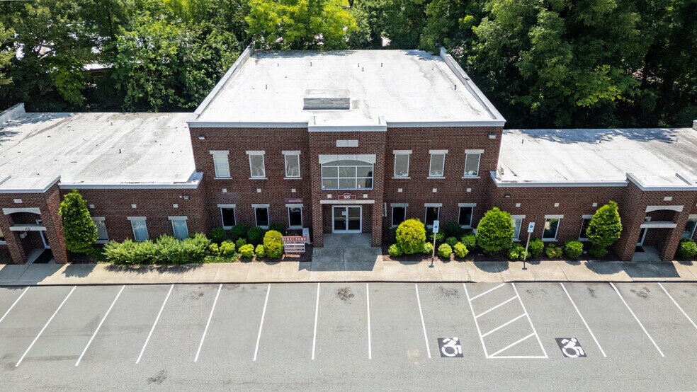 105 Newsom St, Durham, NC à louer - Photo principale – Image 1 sur 12