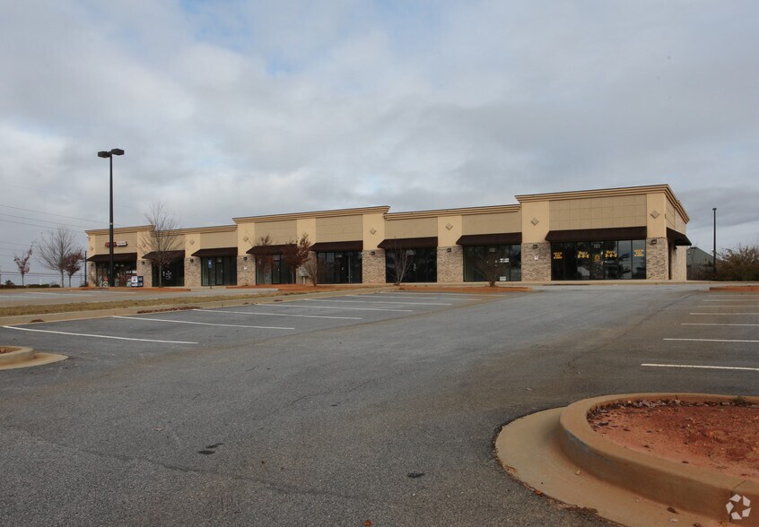 1820 Noah's Ark Rd, Jonesboro, GA à vendre - Photo de l’immeuble – Image 1 sur 33