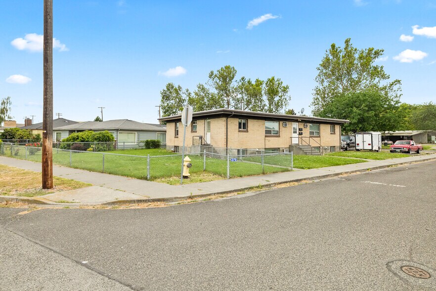 1304 W Hopkins St, Pasco, WA à vendre - Photo de l’immeuble – Image 3 sur 10