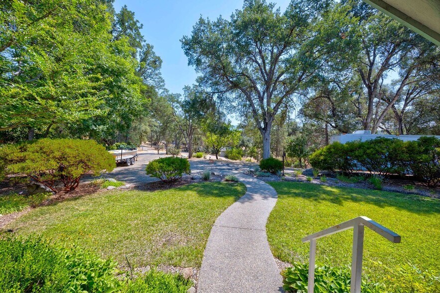3836 HWY 49 S, Mariposa, CA à vendre - Photo de l’immeuble – Image 3 sur 16