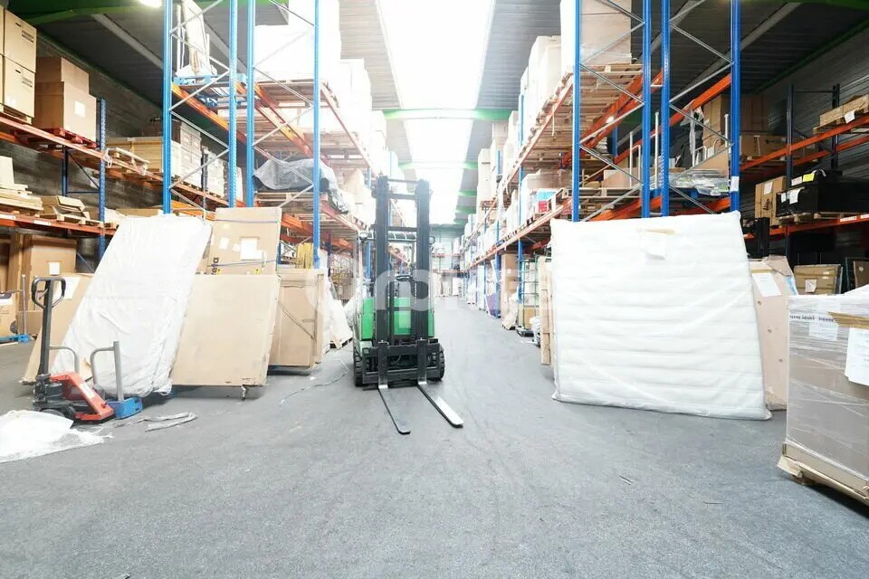 Bureau dans Genas à louer Photo de l’immeuble– Image 1 sur 10