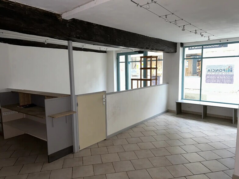 17 Rue Daniel Boutet, Chartres à louer - Photo de l’immeuble – Image 3 sur 5