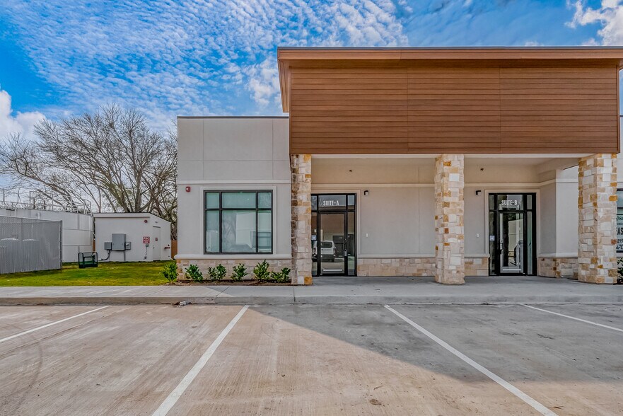 18707 Mueschke Rd, Cypress, TX à vendre - Photo de l’immeuble – Image 2 sur 21