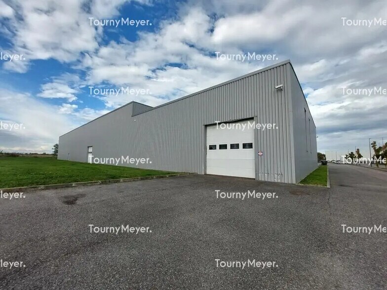 Local d’activités dans Plaisance-du-Touch à louer - Photo de l’immeuble – Image 2 sur 4