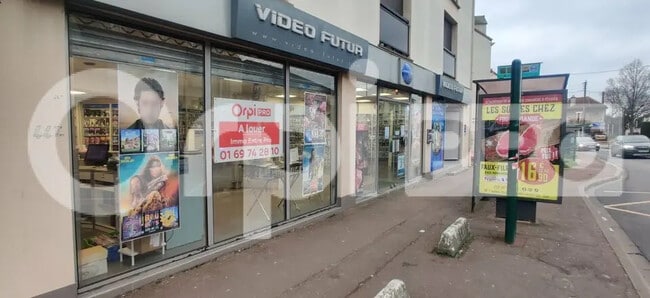 Plus de détails pour Local commercial à louer