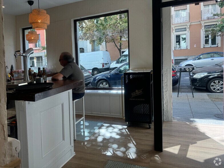 Immeuble residentiel dans Madrid, Madrid à vendre - Photo intérieure – Image 1 sur 1