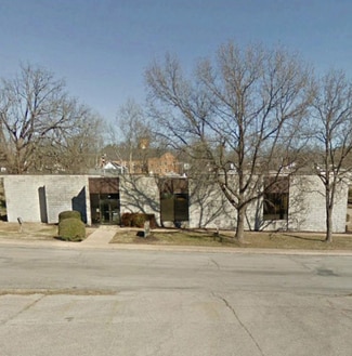 Plus de détails pour 207 E 3rd St, Willow Springs, MO - Local commercial à vendre
