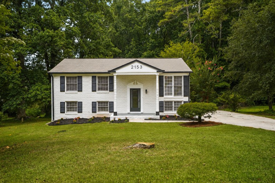 2153 Greenhill Dr SW, Marietta, GA à vendre - Photo de l’immeuble – Image 1 sur 31