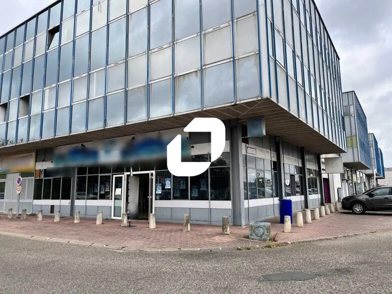 Local commercial dans Mérignac à louer - Photo de l’immeuble – Image 1 sur 8