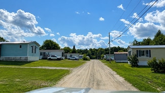 Plus de détails pour 344 Main St, Corinth, ME - Logement à vendre