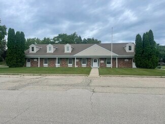 Plus de détails pour 104 E Summit Ave, Wales, WI - Bureau à vendre