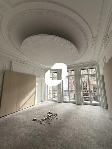 Bureau dans Paris à louer - Photo de l’immeuble – Image 3 sur 31