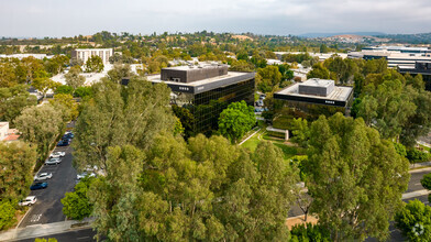 5900 Canoga Ave, Woodland Hills, CA - VUE AÉRIENNE  vue de carte