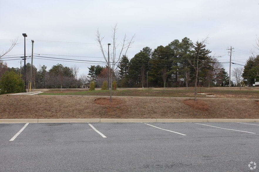 6225 Atlanta Hwy, Alpharetta, GA à vendre - Photo principale – Image 1 sur 4