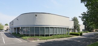 Plus de détails pour 200-230 Sea Ln, Farmingdale, NY - Bureau à louer