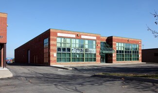 Plus de détails pour 135 Devon Rd, Brampton, ON - Local d’activités à vendre