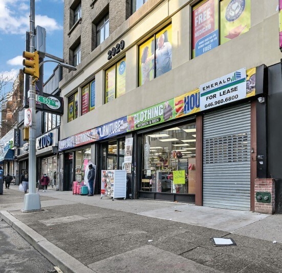 2929 3rd Ave, Bronx, NY à louer Photo principale– Image 1 sur 4