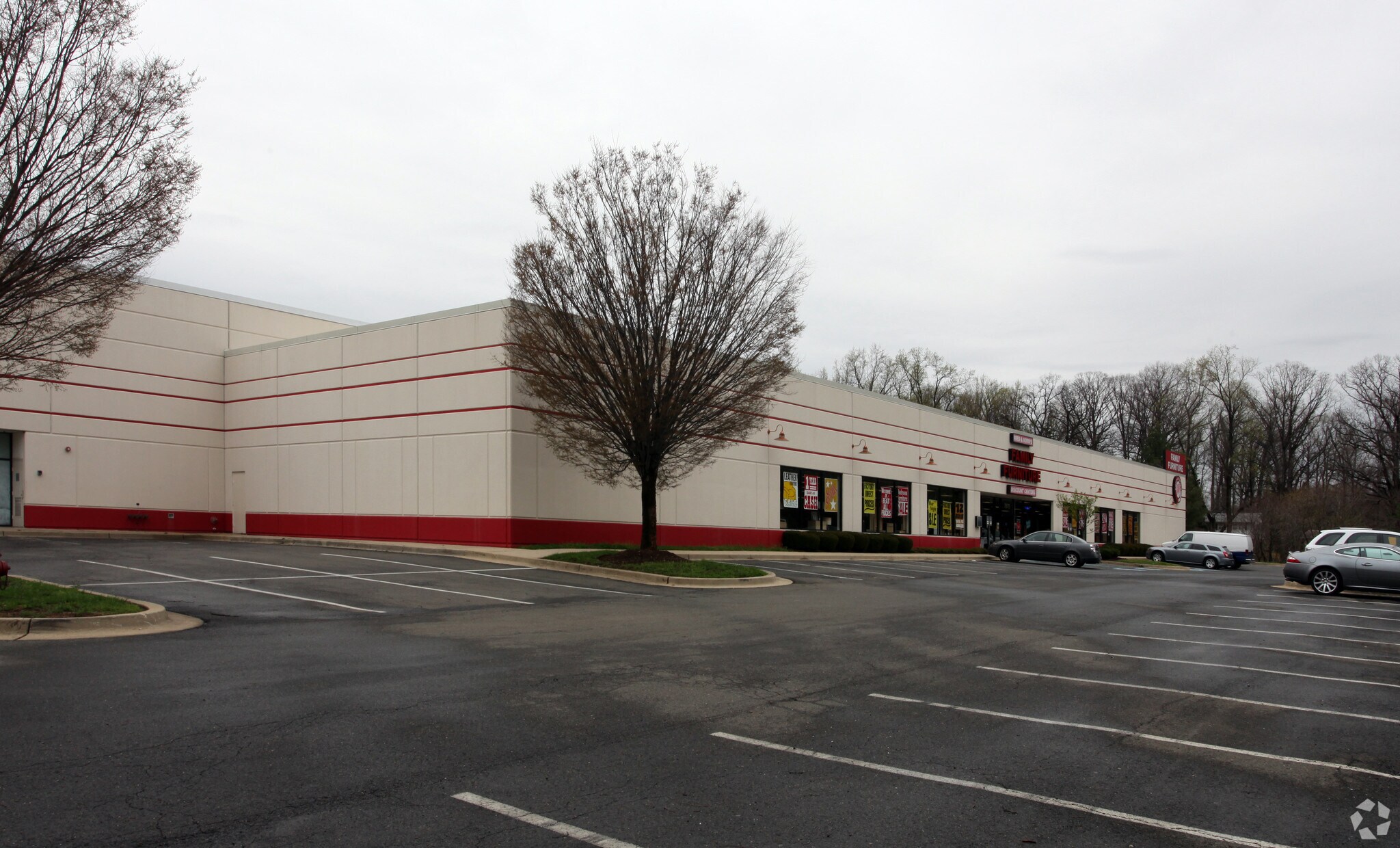 7840-7860 Central Ave, Hyattsville, MD à louer Photo principale– Image 1 sur 8