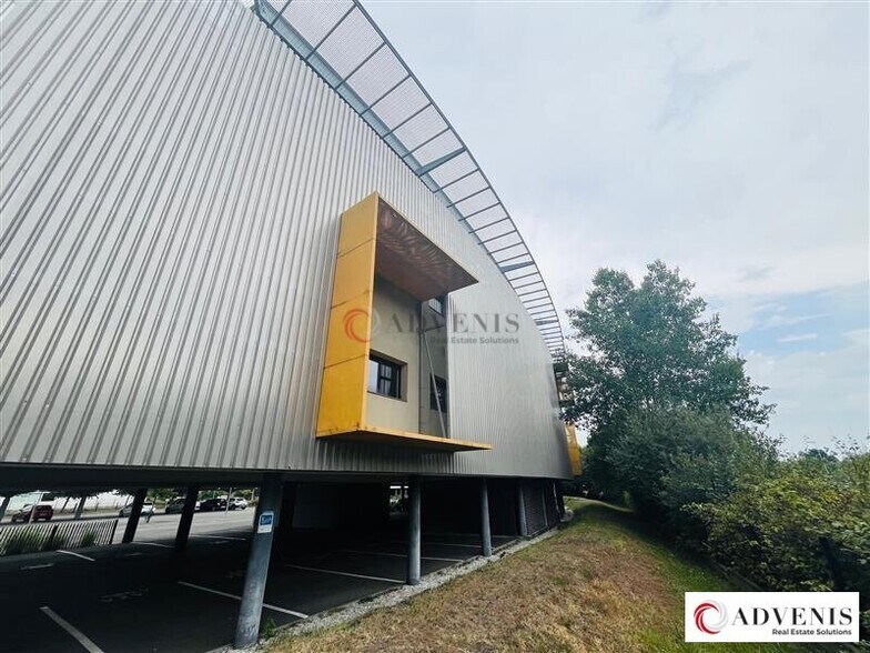 Bureau dans Mérignac à louer - Photo de l’immeuble – Image 2 sur 10