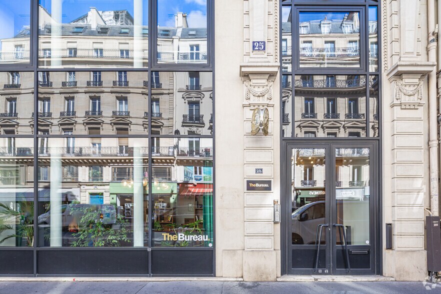 25 Rue Du Quatre Septembre, Paris à louer - Photo de l’immeuble – Image 3 sur 3