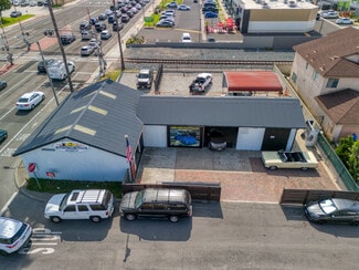 Plus de détails pour 7501-7511 Warner Ave, Huntington Beach, CA - Industriel/Logistique à vendre