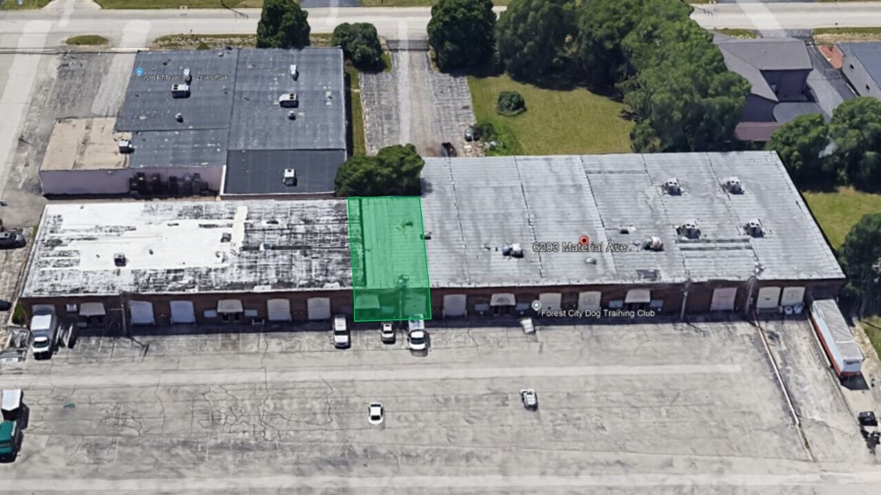 6203 Material Ave, Loves Park, IL à louer Photo principale– Image 1 sur 8