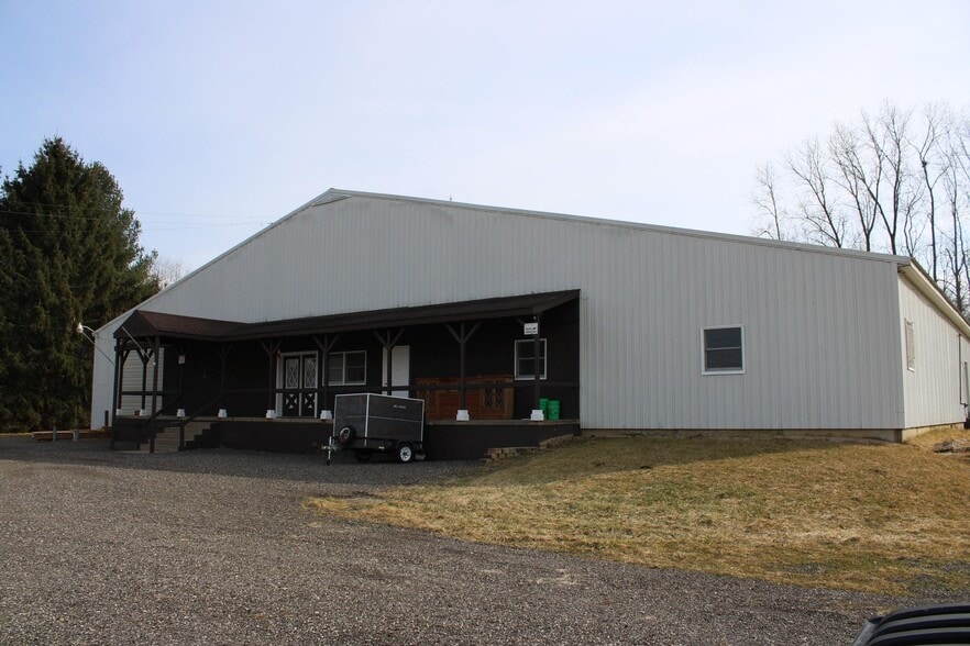 1964 128th Ave, Hopkins, MI à vendre - Photo principale – Image 1 sur 7