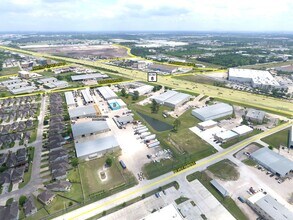 11255 Windfern Rd, Houston, TX - Vue aérienne vue de carte - Image1