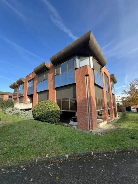 Bureau dans Labège à louer - Photo de l’immeuble – Image 1 sur 5