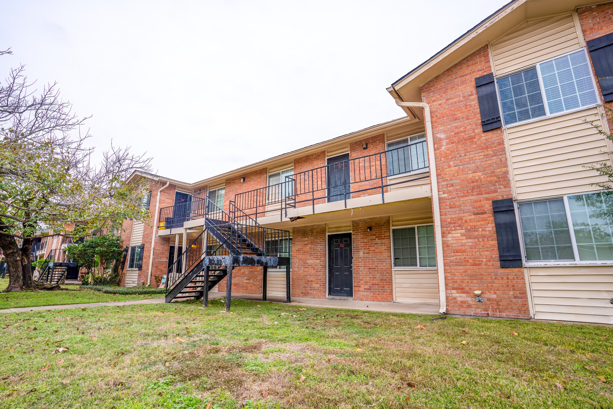 1700 George Bush Dr, College Station, TX à vendre Photo principale– Image 1 sur 14