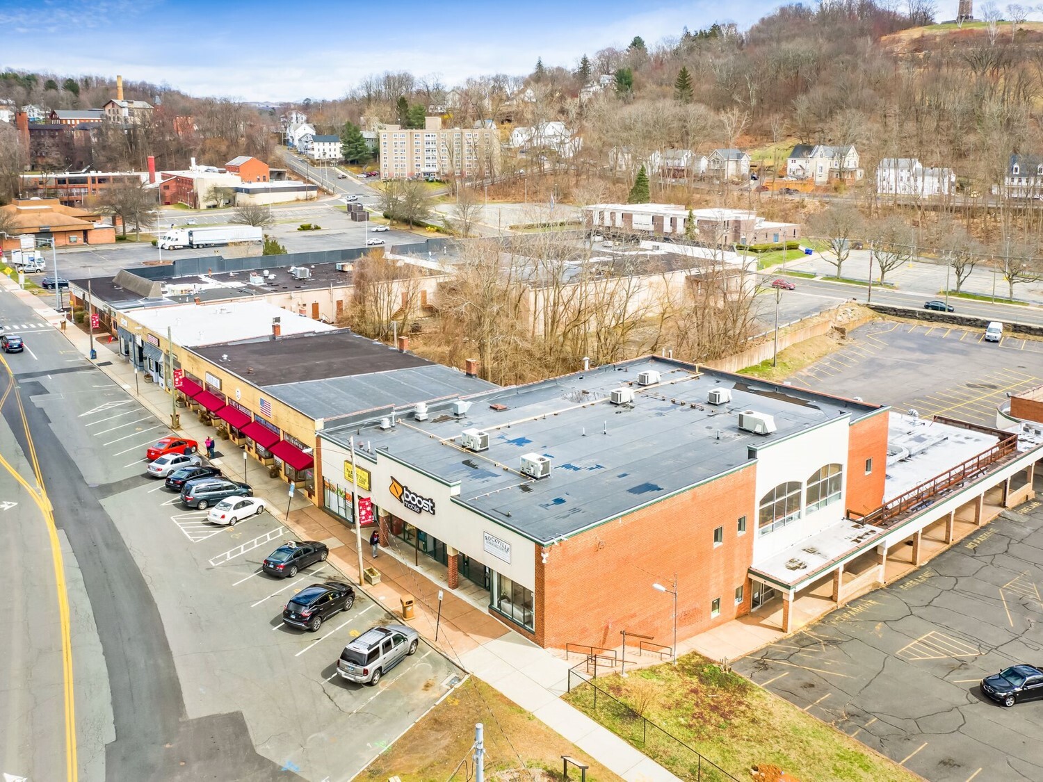 33 W Main St, Vernon Rockville, CT à louer Photo de l’immeuble– Image 1 sur 23