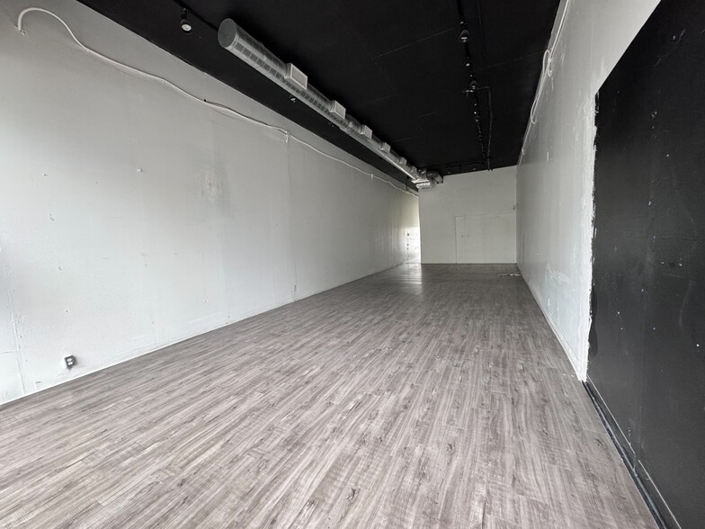 7868 Santa Monica Blvd, West Hollywood, CA à louer - Photo intérieure – Image 3 sur 7