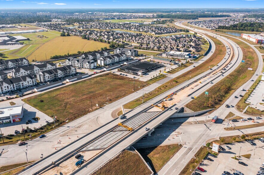 7311 N Grand Pky W, Spring, TX à vendre - Aérien – Image 2 sur 3