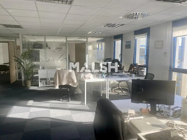 Bureau dans Lyon à louer - Photo de l’immeuble – Image 3 sur 22