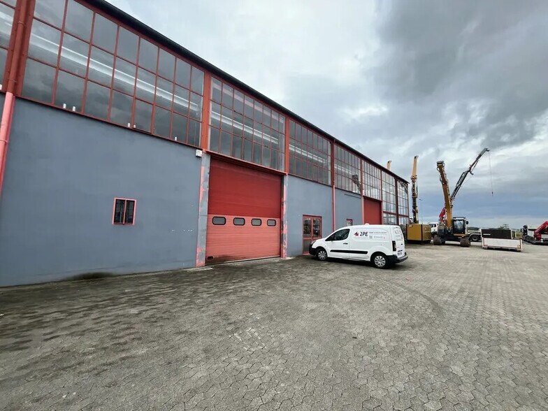 Local d’activités dans Fegersheim à louer - Photo de l’immeuble – Image 2 sur 5