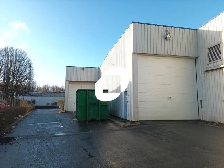 Local d’activités dans Marcq-en-Baroeul à louer - Photo de l’immeuble – Image 3 sur 7