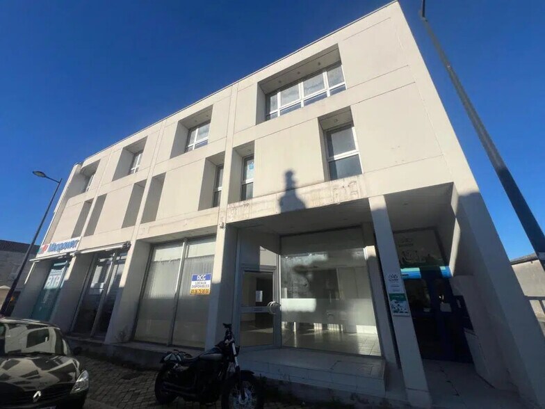 Bureau dans Bordeaux à louer - Photo de l’immeuble – Image 3 sur 20
