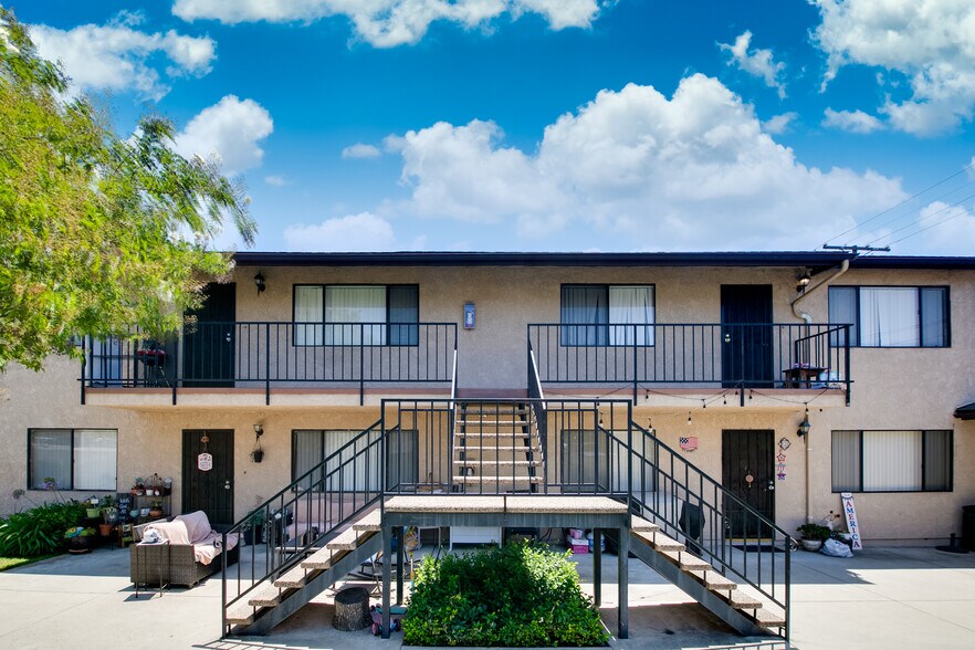 529 N San Gabriel Ave, Azusa, CA à vendre - Photo de l’immeuble – Image 3 sur 14