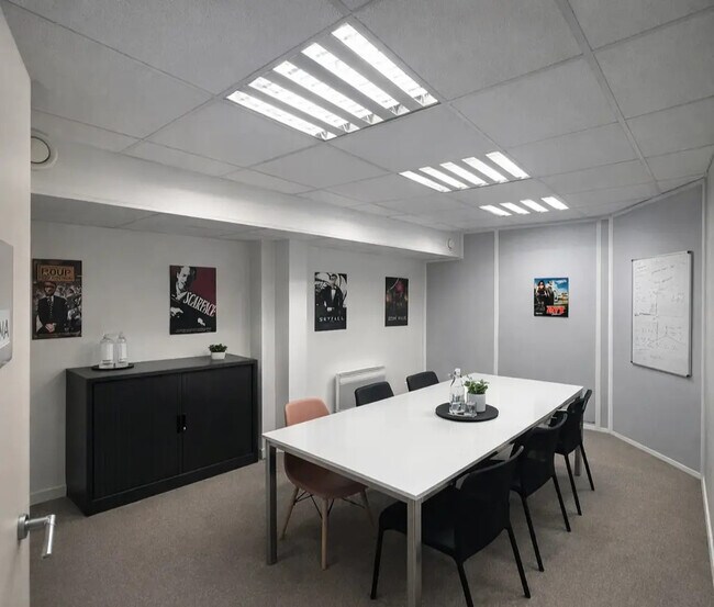 Plus de détails pour 5 Avenue Des Chasseurs, Paris - Coworking à louer