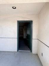 42925 Madison St, Indio, CA à louer Photo de l’immeuble– Image 1 sur 5