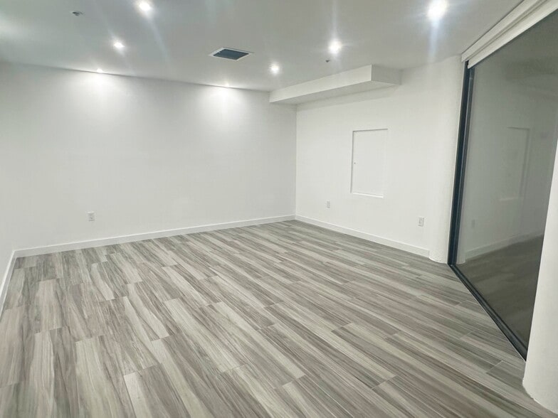 300 Alton Rd, Miami Beach, FL à louer - Photo intérieure – Image 3 sur 29