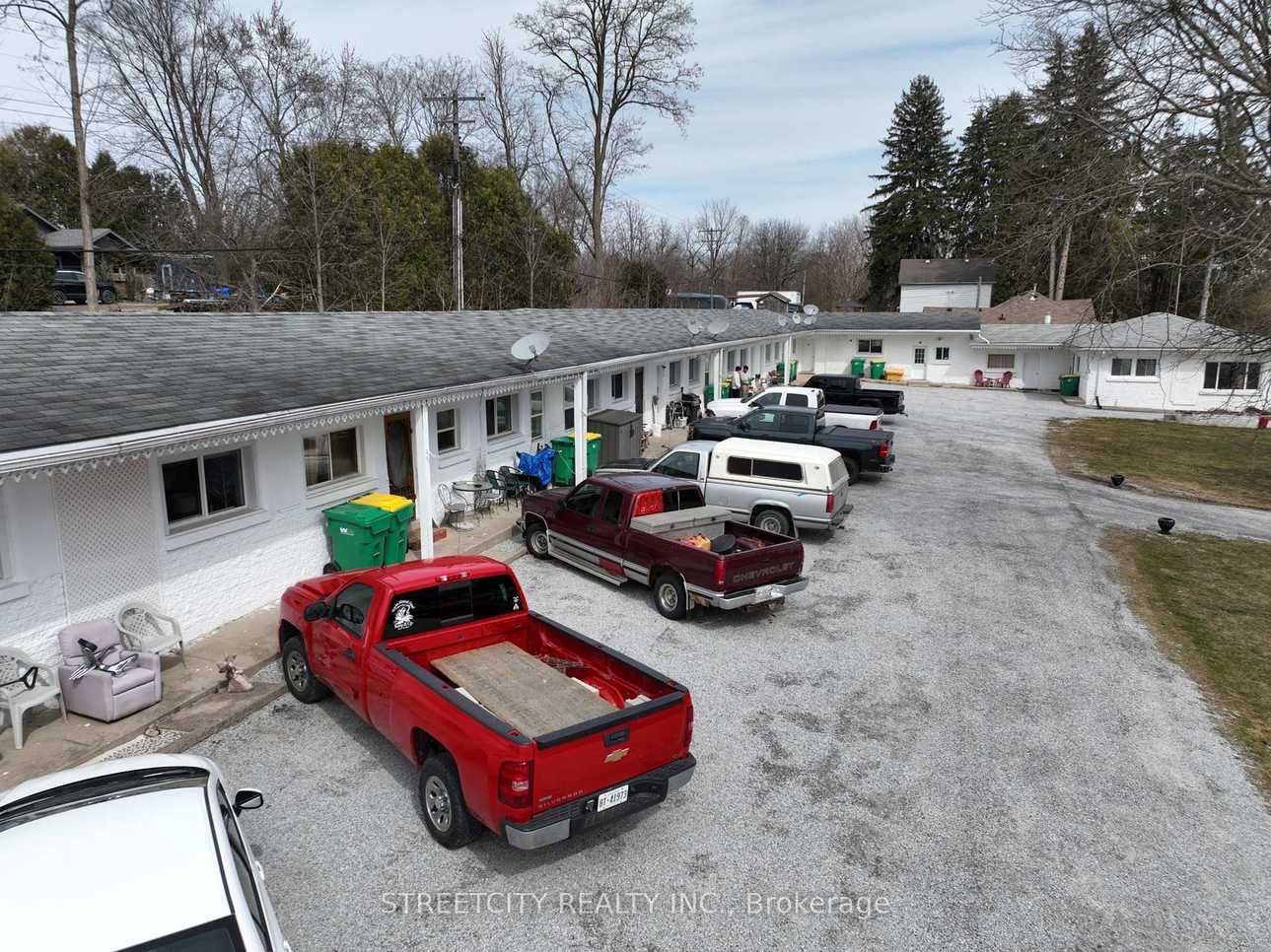 1812 Longwoods rd, Southwest Middlesex, ON à vendre Photo principale– Image 1 sur 17