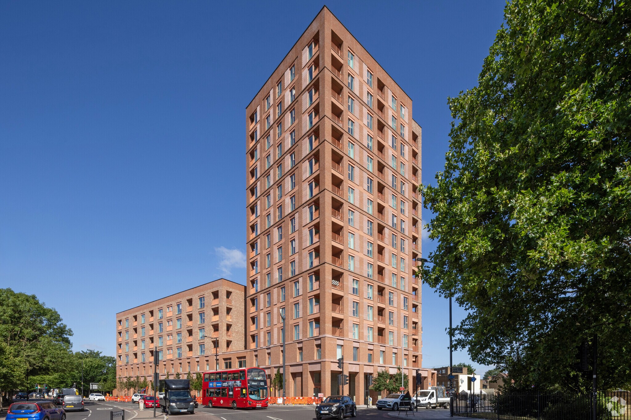 40 Chesnut Rd, Londres à louer Photo principale– Image 1 sur 3