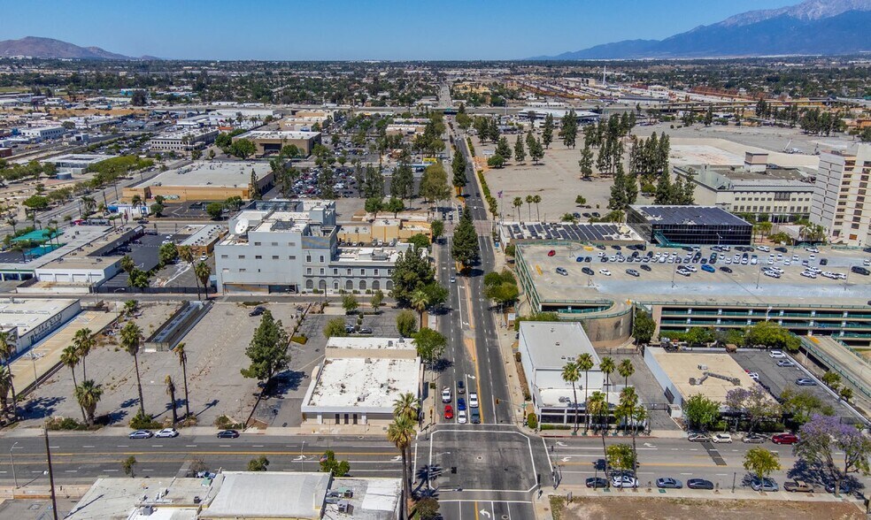 401 W 2nd St, San Bernardino, CA à vendre - Photo de l’immeuble – Image 3 sur 5