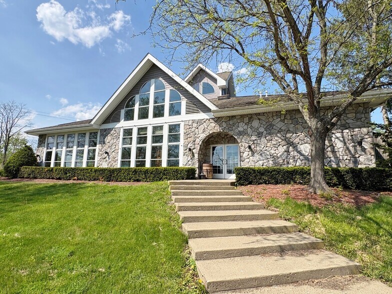3 Main St, New Paltz, NY à vendre - Photo de l’immeuble – Image 2 sur 37