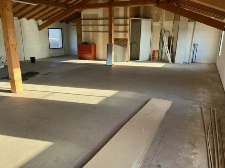 Local commercial dans Auterive à louer - Photo de l’immeuble – Image 3 sur 8